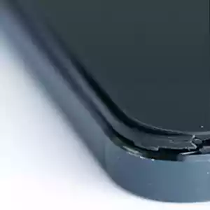 Проклейка рамки дисплея iPhone ramka ohodit