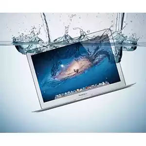 Вода в MacBook Air d08777f3ef581bc9a249404dd53dcd7e